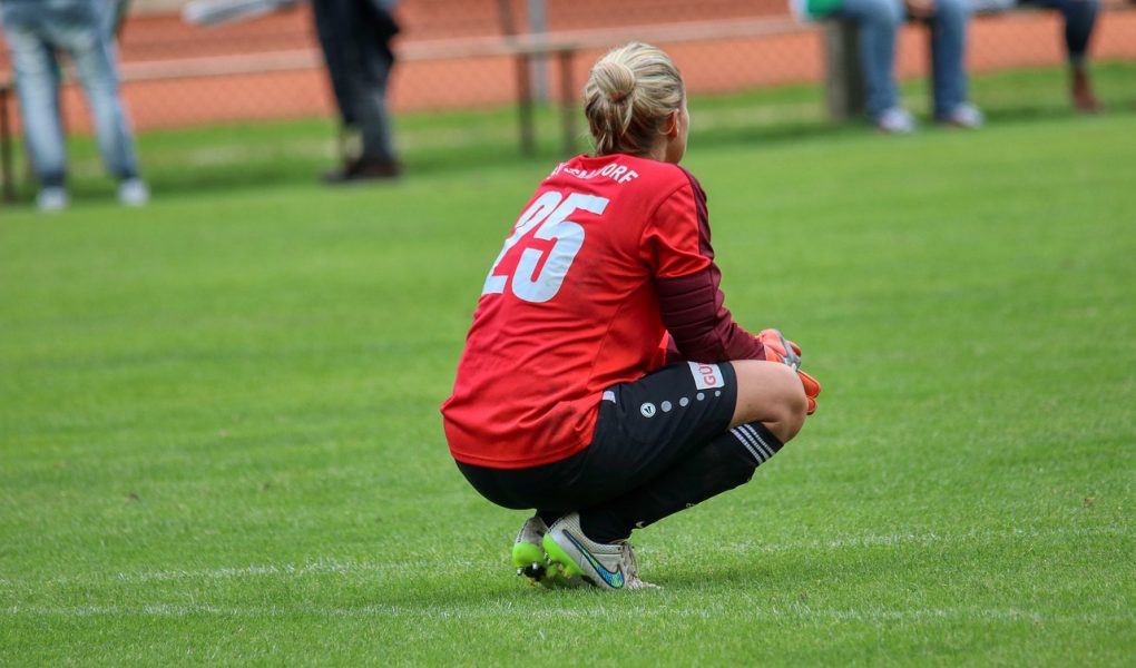 La popularisation du football féminin dans nos rues.